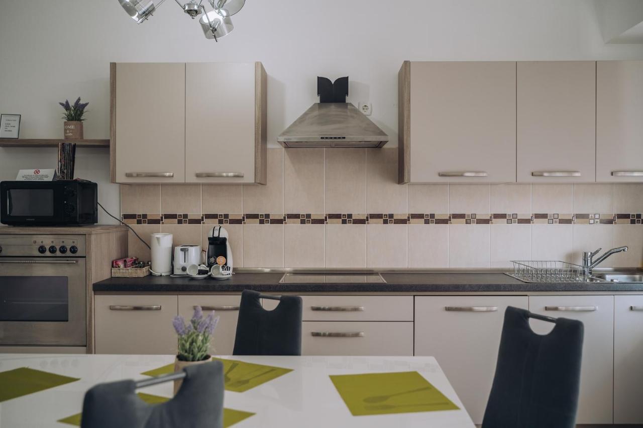 Class Deluxe Apartments Oradea Exteriér fotografie